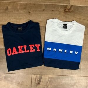 Oakley Men’s Size XS T Shirt Lot Of 2 Navy & White Striped, Long Sleeve & Short